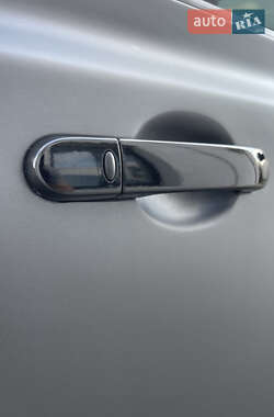 Хэтчбек Nissan Micra 2003 в  фото 18 Хэтчбек Nissan Micra 2003 в