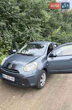 Хэтчбек Nissan Micra 2011 в Нижними Становцами