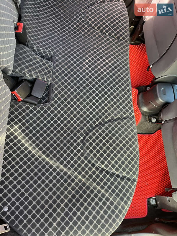 Хэтчбек Nissan Micra 2006 в Бердичеве фото 18 Хэтчбек Nissan Micra 2006 в Бердичеве