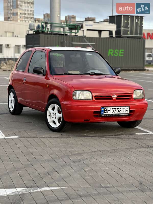 Хэтчбек Nissan Micra 1993 в Одессе