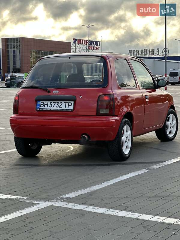 Хэтчбек Nissan Micra 1993 в Одессе