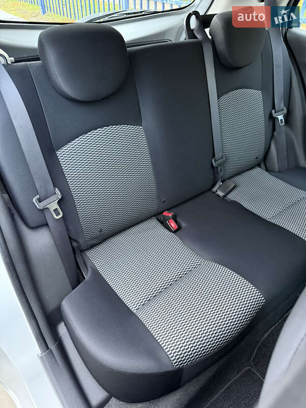 Хэтчбек Nissan Micra 2015 в Одессе