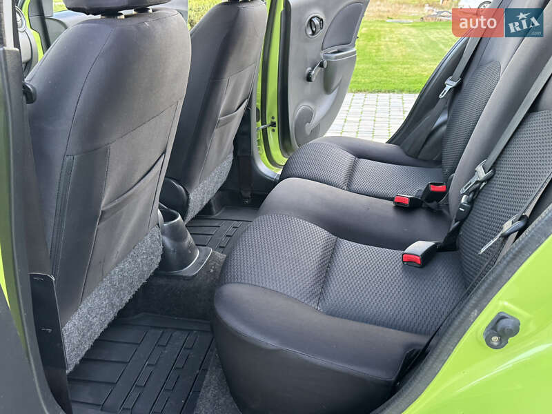 Хетчбек Nissan Micra 2013 в Одесі