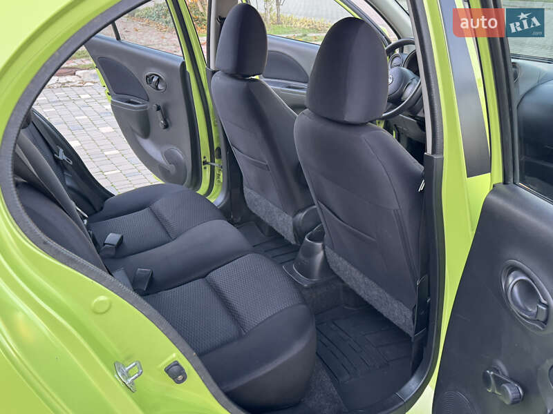 Хетчбек Nissan Micra 2013 в Одесі