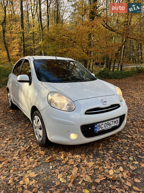 Хэтчбек Nissan Micra 2011 в Львове