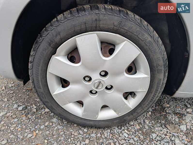 Хетчбек Nissan Micra 2011 в Рівному