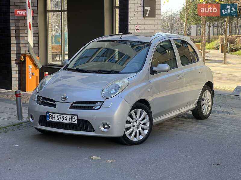 Хэтчбек Nissan Micra 2006 в Киеве