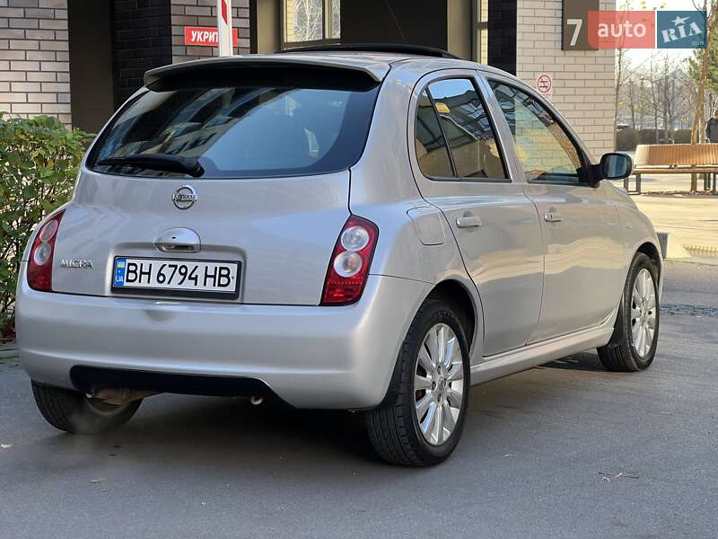 Хэтчбек Nissan Micra 2006 в Киеве