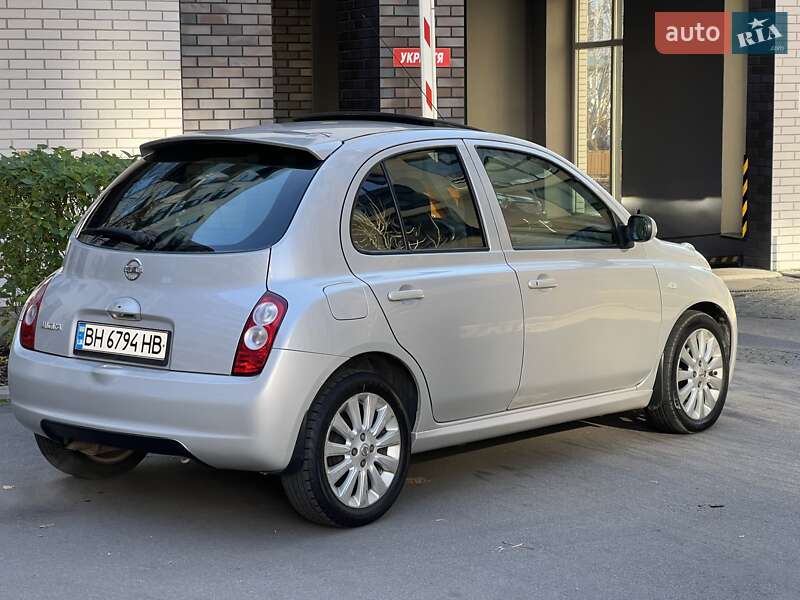Хэтчбек Nissan Micra 2006 в Киеве