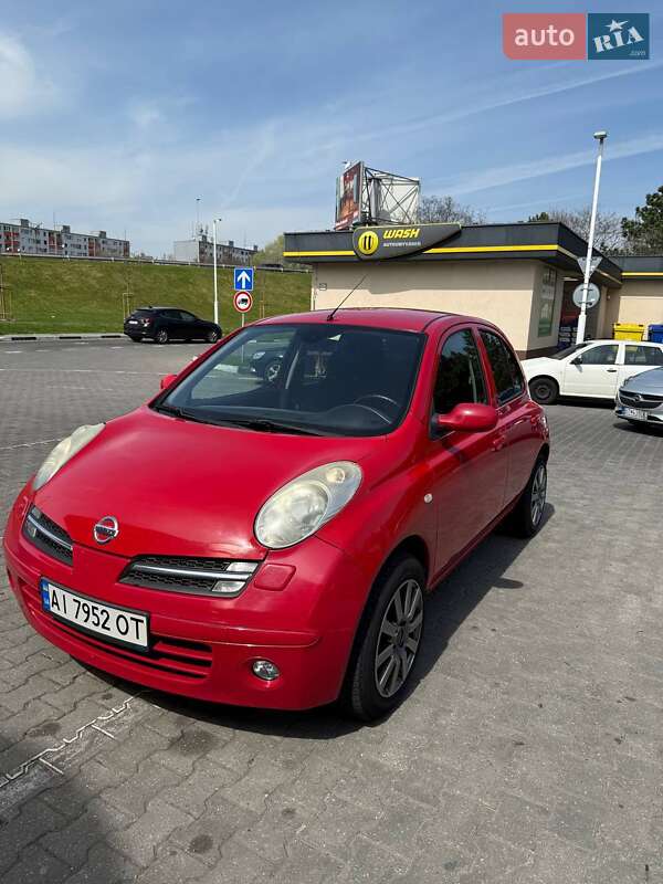 Хэтчбек Nissan Micra 2005 в Яготине