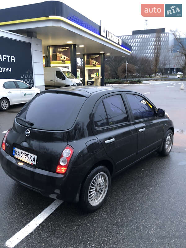 Хэтчбек Nissan Micra 2010 в Киеве