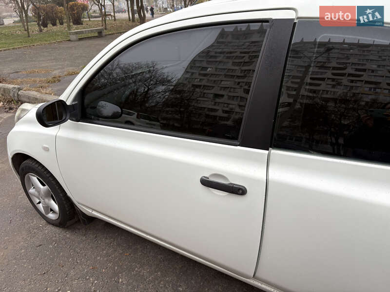 Хэтчбек Nissan Micra 2009 в Днепре