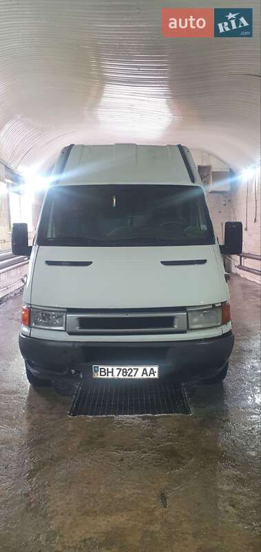 Хэтчбек Nissan Micra 1997 в Краматорске