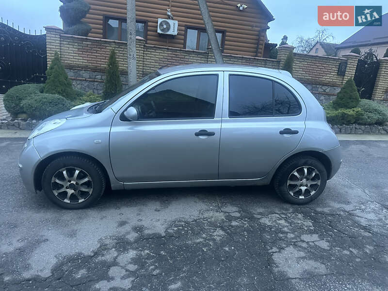 Хэтчбек Nissan Micra 2006 в Звенигородке