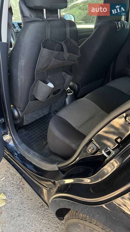 Хэтчбек Nissan Micra 2014 в Одессе