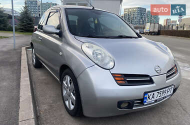 Хэтчбек Nissan Micra 2004 в Киеве
