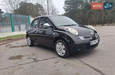 Хэтчбек Nissan Micra 2008 в Вараше
