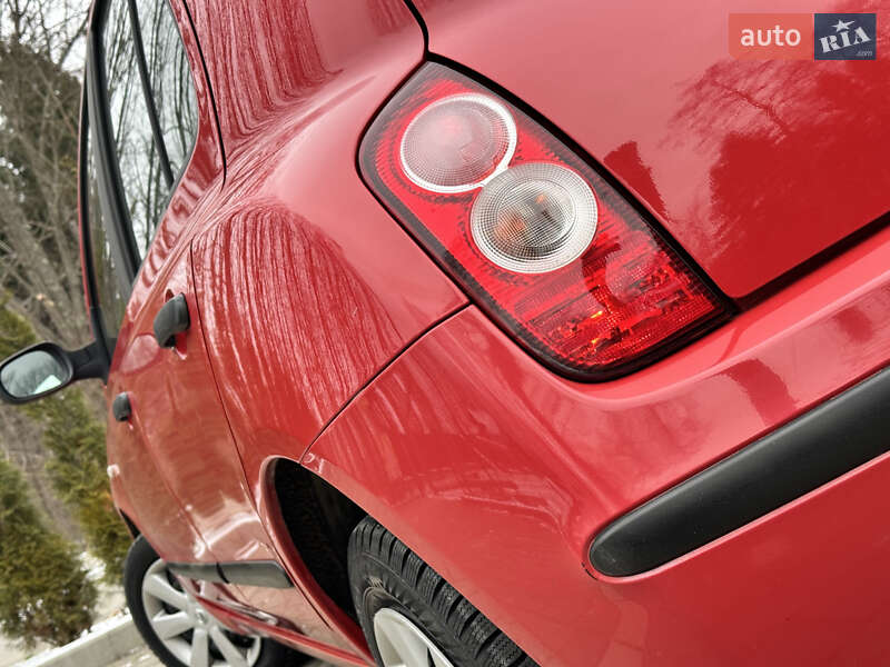 Хэтчбек Nissan Micra 2008 в Дрогобыче