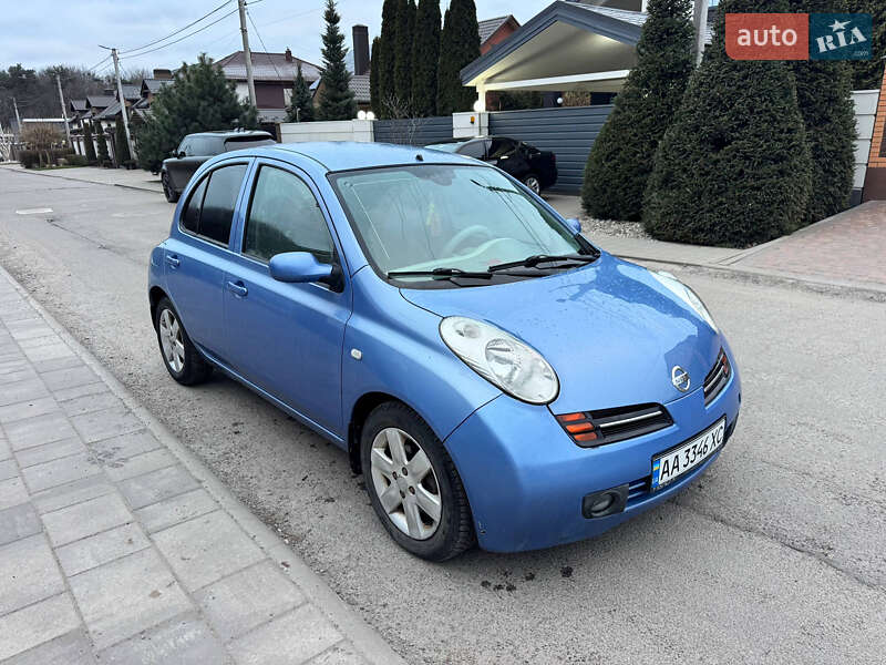 Хэтчбек Nissan Micra 2004 в Киеве