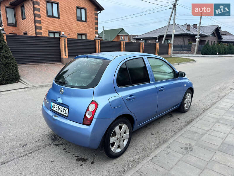 Хэтчбек Nissan Micra 2004 в Киеве