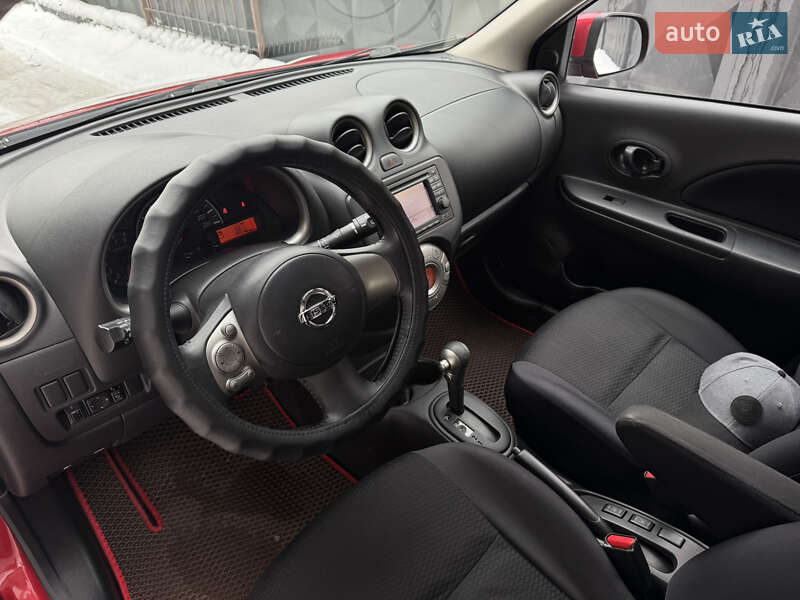 Хэтчбек Nissan Micra 2015 в Киеве