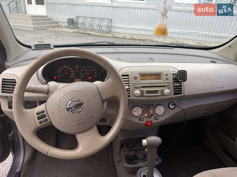 Хэтчбек Nissan Micra 2003 в Днепре