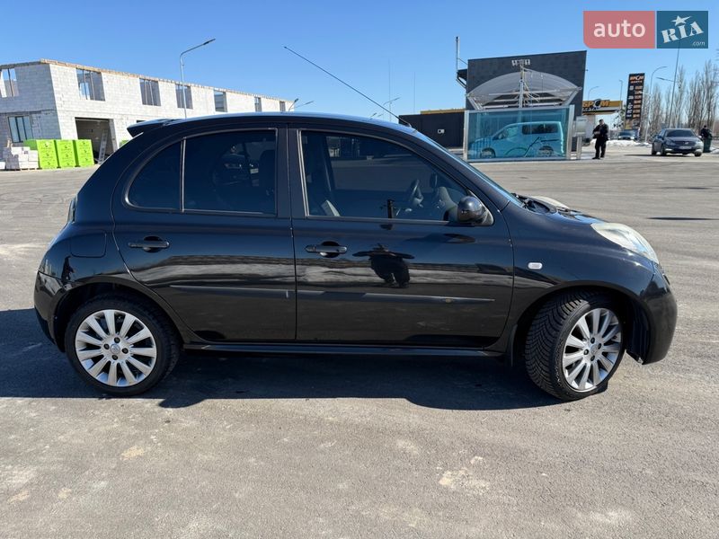 Хэтчбек Nissan Micra 2008 в Буче