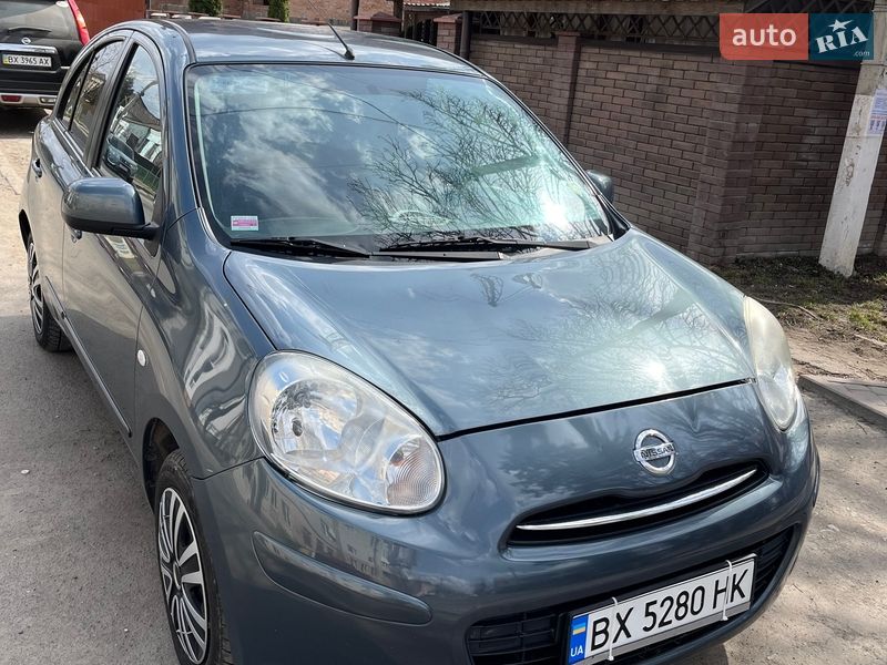 Хетчбек Nissan Micra 2012 в Ярмолинцях