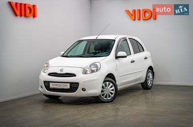 Хэтчбек Nissan Micra 2014 в Киеве