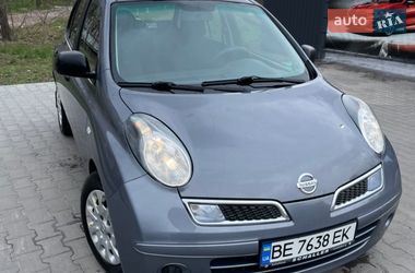 Хэтчбек Nissan Micra 2010 в Ватутино