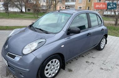 Хэтчбек Nissan Micra 2010 в Ватутино