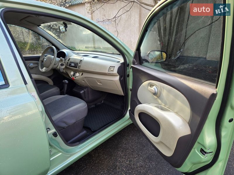 Хэтчбек Nissan Micra 2005 в Одессе