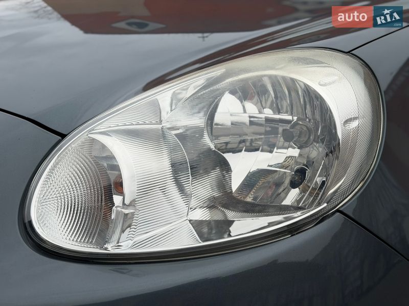 Хэтчбек Nissan Micra 2011 в Ровно фото 18 Хэтчбек Nissan Micra 2011 в Ровно