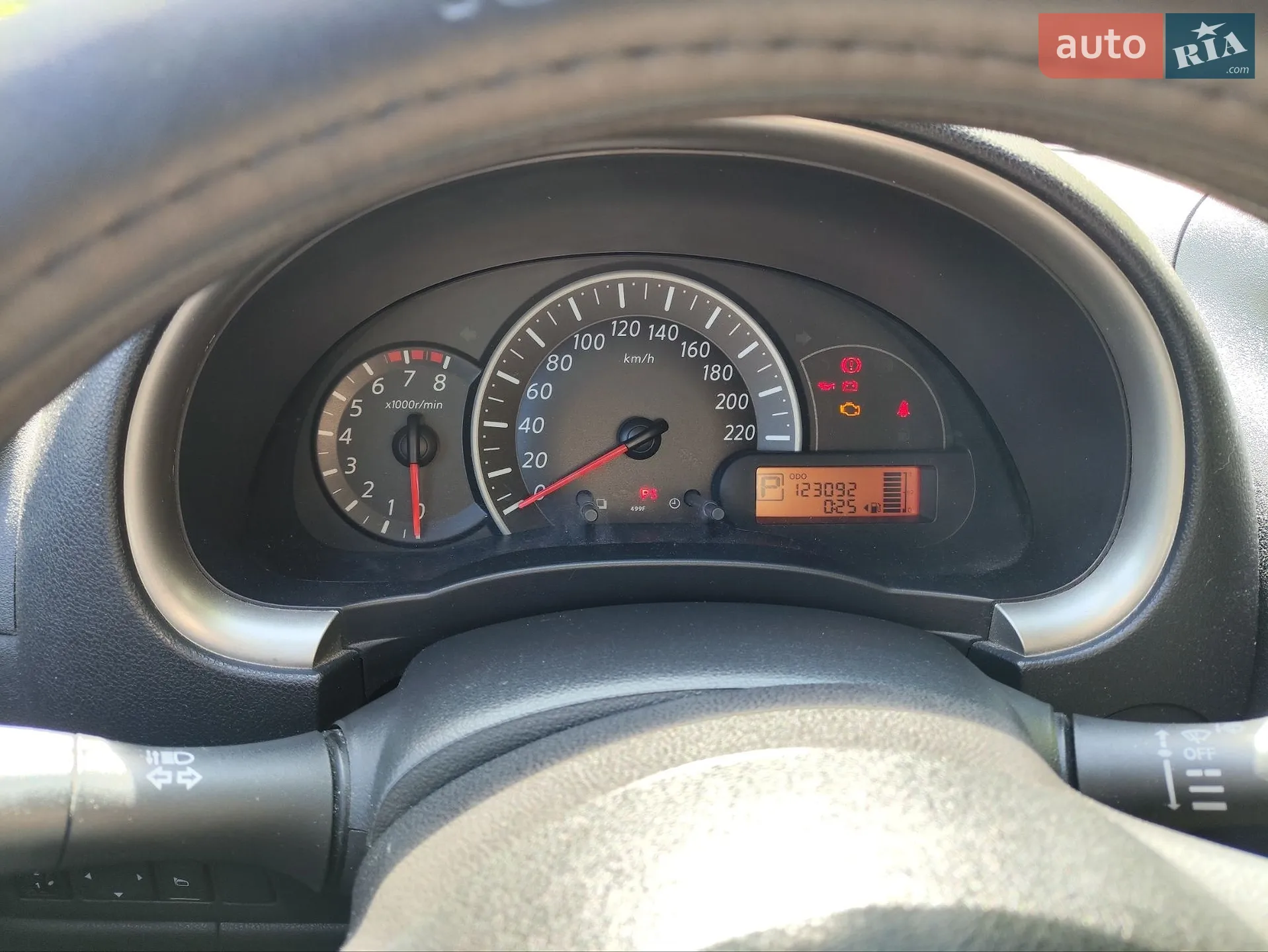 2011 Nissan Micra - мініатюра 12