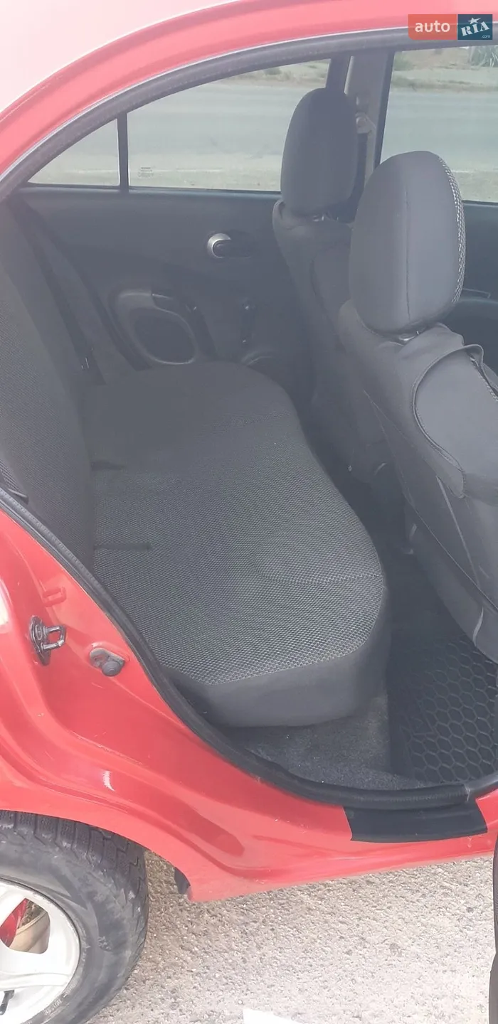 2010 Nissan Micra - мініатюра 18