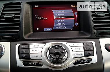 Позашляховик / Кросовер Nissan Murano 2010 в 