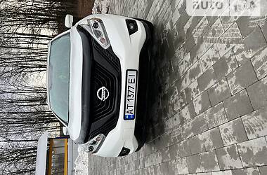 Позашляховик / Кросовер Nissan Murano 2015 в Долині
