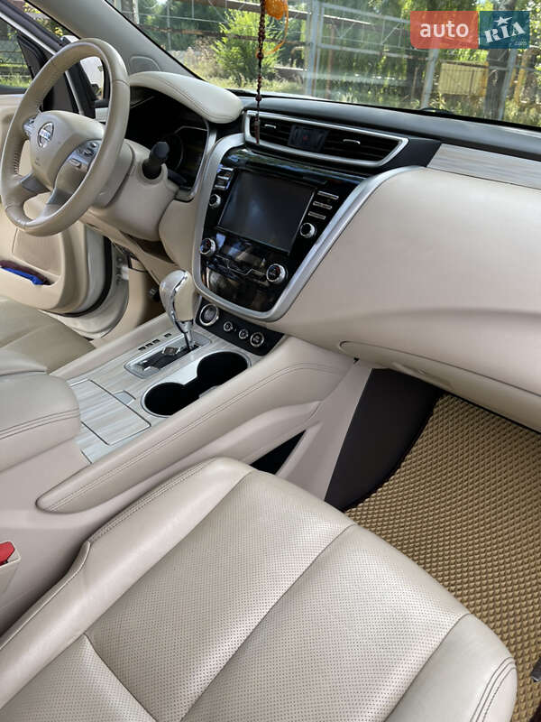 Внедорожник / Кроссовер Nissan Murano 2016 в Днепре