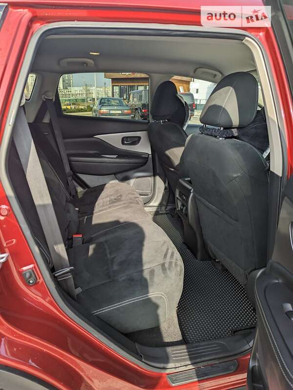 Позашляховик / Кросовер Nissan Murano 2019 в Києві