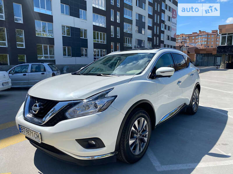 Позашляховик / Кросовер Nissan Murano 2016 в Бучі