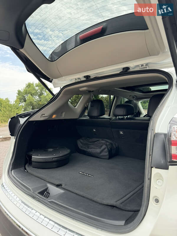 Внедорожник / Кроссовер Nissan Murano 2016 в Новгородке