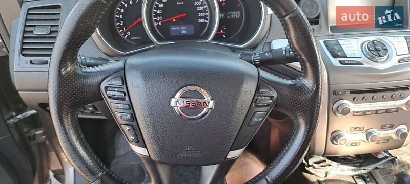 Позашляховик / Кросовер Nissan Murano 2011 в Житомирі