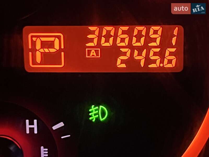 Позашляховик / Кросовер Nissan Murano 2011 в Києві