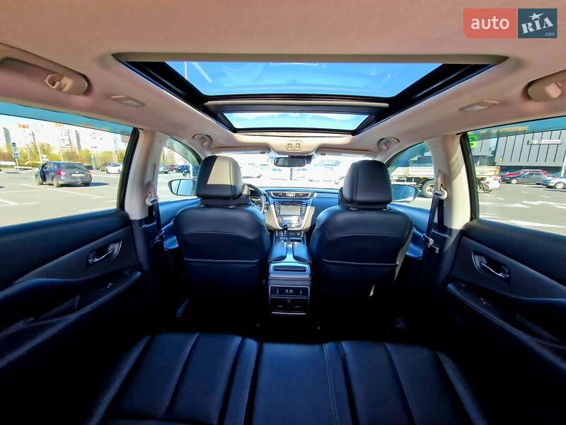 Позашляховик / Кросовер Nissan Murano 2020 в Києві