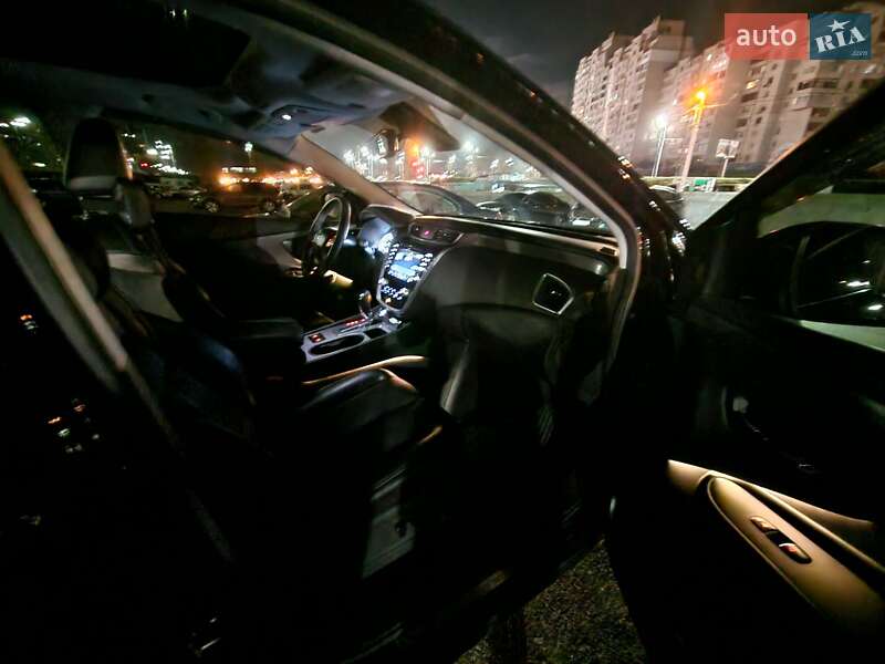 Позашляховик / Кросовер Nissan Murano 2020 в Києві