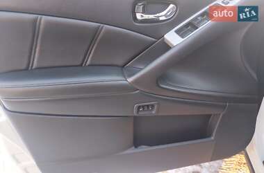 Внедорожник / Кроссовер Nissan Murano 2011 в 