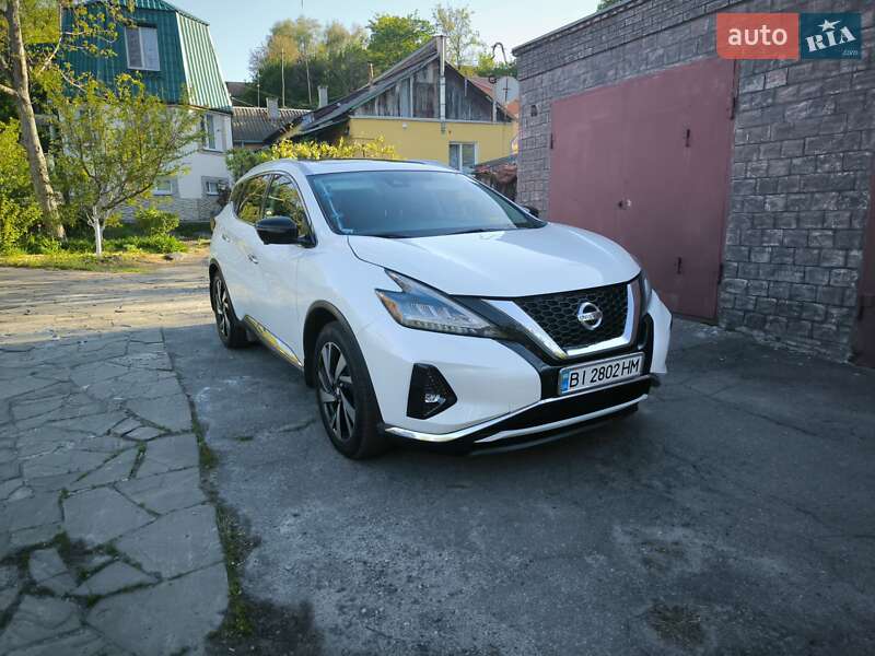 Позашляховик / Кросовер Nissan Murano 2019 в 