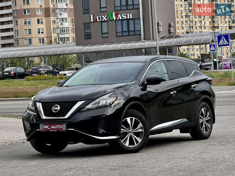 Позашляховик / Кросовер Nissan Murano 2019 в Києві