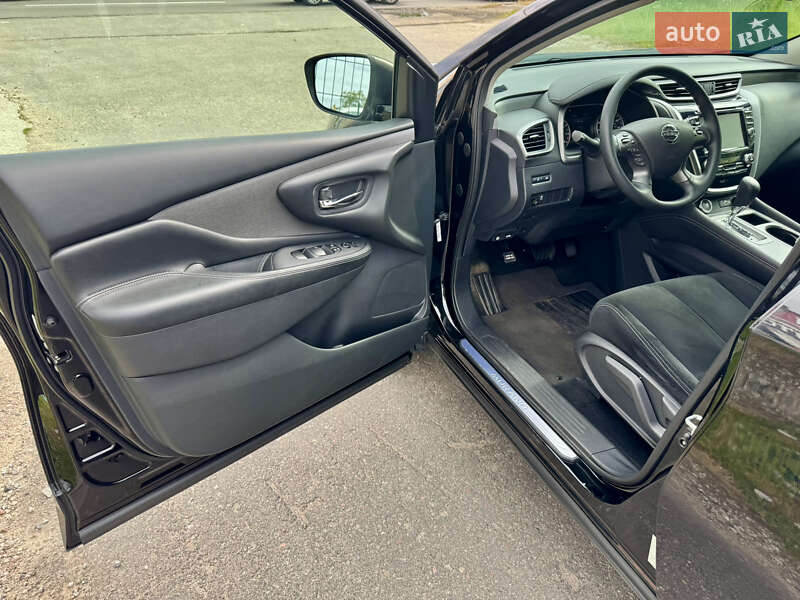 Позашляховик / Кросовер Nissan Murano 2019 в Києві