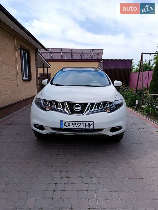 Внедорожник / Кроссовер Nissan Murano 2014 в 